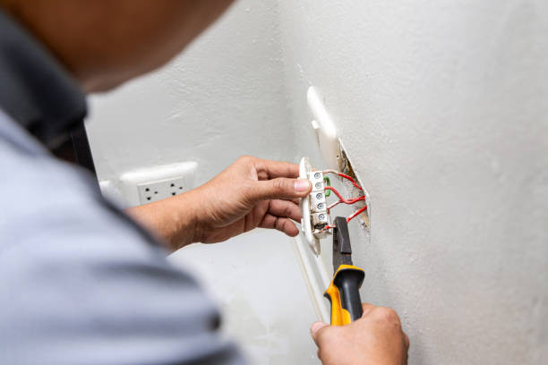 Best Commercial Electrician Services  in Glasgow, MO